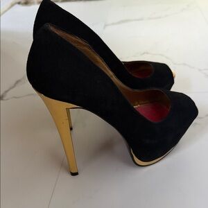 Circus by Sam Edelman Black and Gold Heels